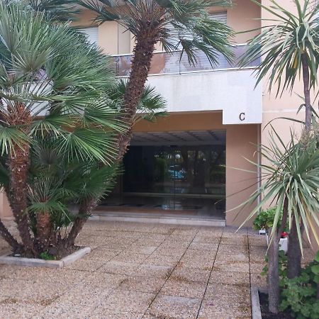 Rez-De-Jardin Grand Studio Apartment Cros de Cagnes Bagian luar foto