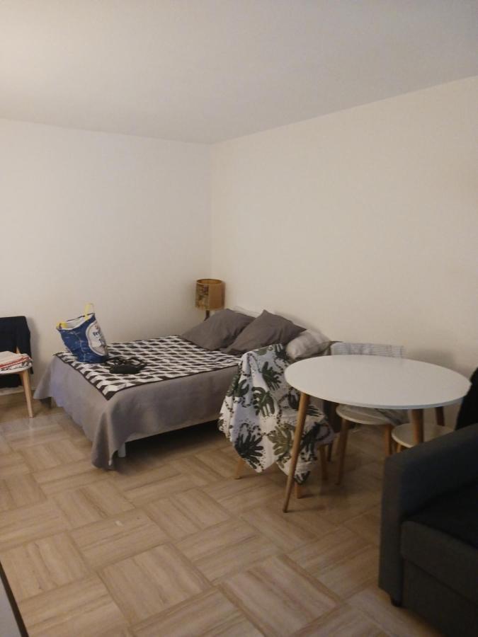 Rez-De-Jardin Grand Studio Apartment Cros de Cagnes Bagian luar foto